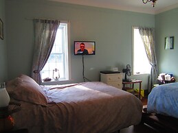 The McAlpine House