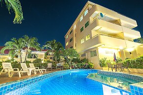 Butterfly Garden - A Boutique Residence