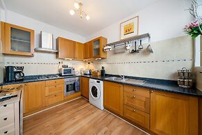 Wimbledon Holiday Lets