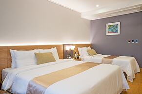 Embledon Hotel