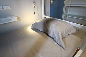 The Moon Hostel Hua Hin