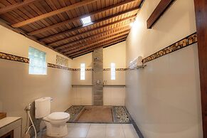 Sari Bamboo Villas