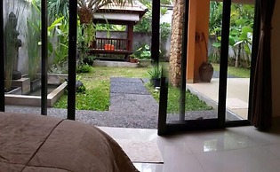 Batuan Villa