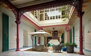 The Edison George Town