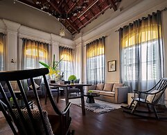 The Edison George Town