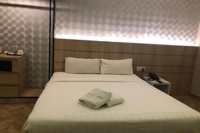 Worldview Grand Hotel