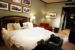 The Steam Hotel