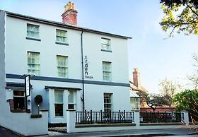 Arden House