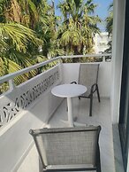 Dolphin Apartments