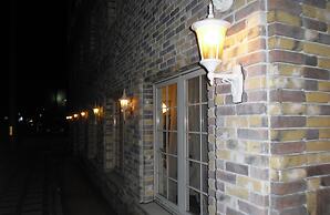 Creston Hotel