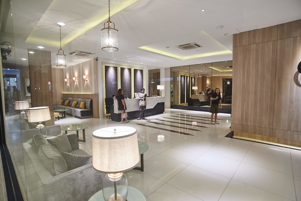 Corsica Hotel