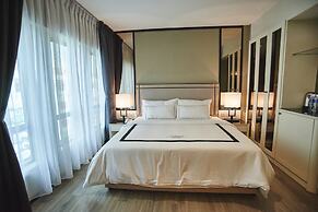 Corsica Hotel