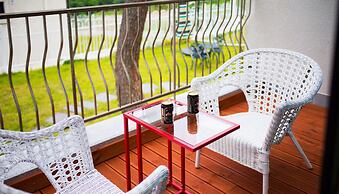 Sea & Pine Pension