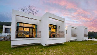 Sea & Pine Pension
