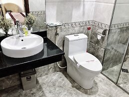 New Lotus Hotel