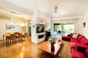 Antonoglou Beach Villas, Gennadi