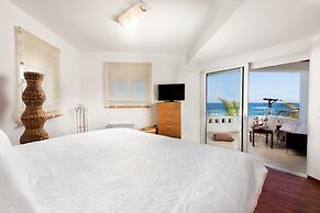 Antonoglou Beach Villas, Gennadi