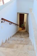 Stavros Pension