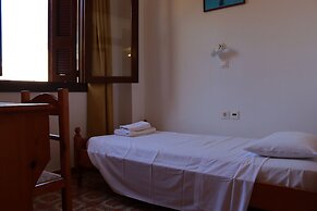 Stavros Pension