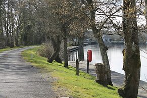 Quay Rest