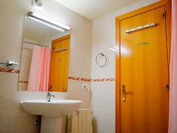 Apartamentos Pantebre 3000