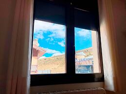 Apartamentos Pantebre 3000
