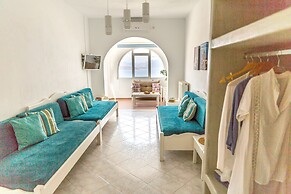 Acrothea Suites & Villas