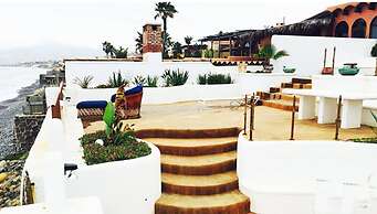 Casa Playa Baja
