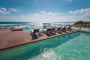O Tulum Riviera Maya Condo Hotel