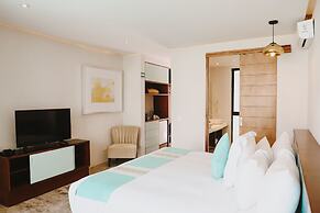 O Tulum Riviera Maya Condo Hotel