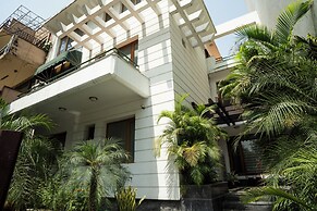 Ahuja Residency Cyber City I