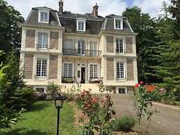 Château d'Avesnes Le Castelet
