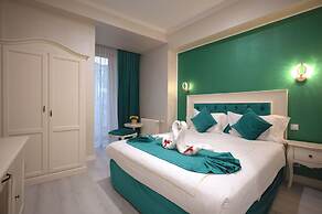 Old Town Boutique Hotel