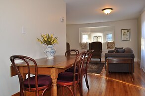 Holman's Heritage Suites