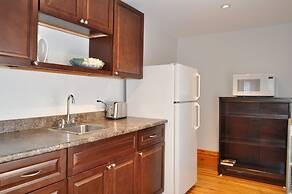 Holman's Heritage Suites