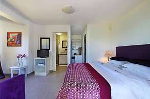 Dreamhouse Guest House