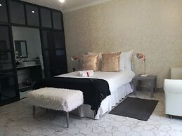 Bri-Shel Manor