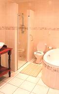 African Aquila Lodge