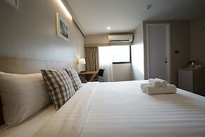Naga Residence