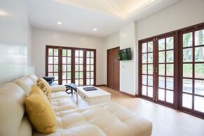 Alisea Pool Villas
