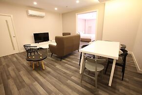 D'Anggerek Serviced Apartment