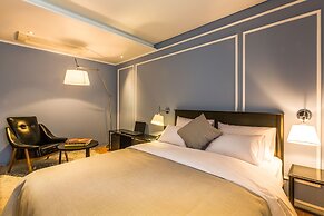 Trang BLUE