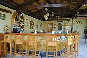 Captain's Lodge and Bar