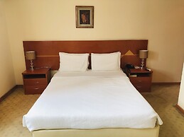 Golden Park Hotel