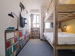 CJ Hotel