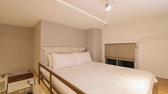 CJ Hotel