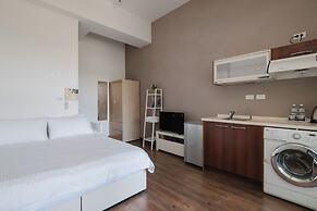 CJ Hotel