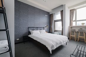 CJ Hotel