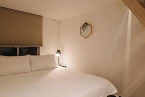 CJ Hotel