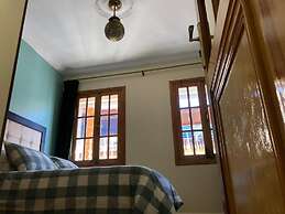 Mina House